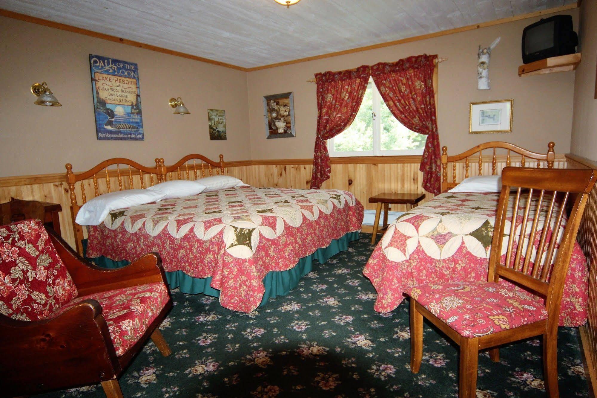 Londonderry Blue Gentian Lodge At Magic Mountain מראה חיצוני תמונה